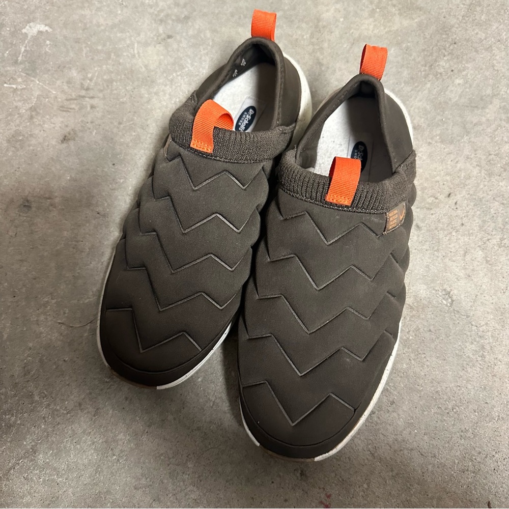 DR SCHOLL’s green slip on out and about sneaker men’s 8 - Picture 2 of 9